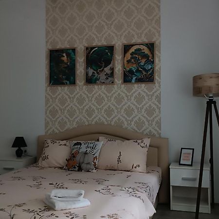 Apartament Happy Star Nisz Zewnętrze zdjęcie