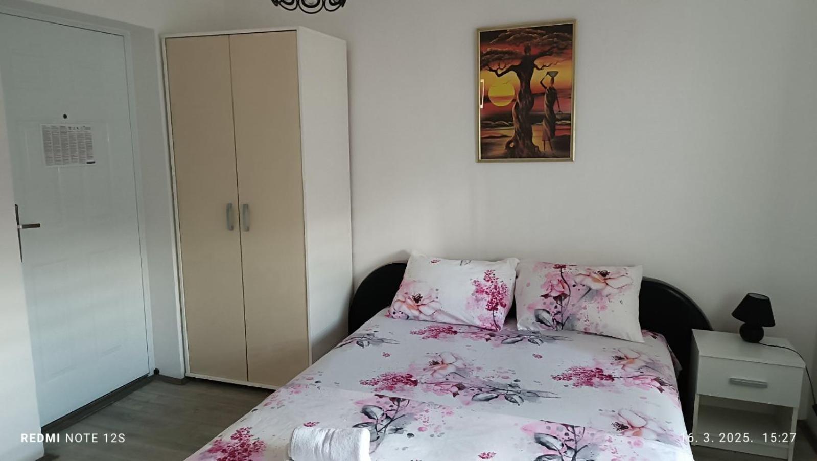 Apartament Happy Star Nisz Zewnętrze zdjęcie